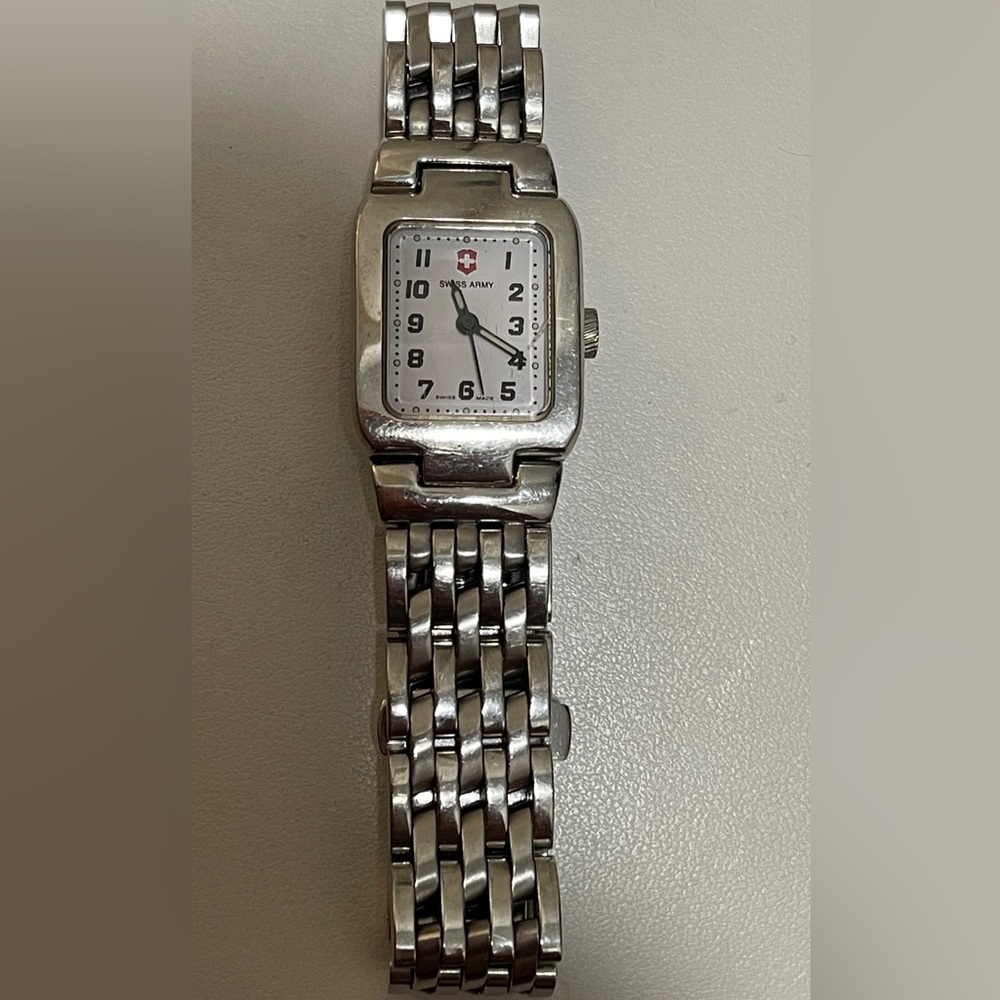 Swiss Army Watch - Startech Victorinox